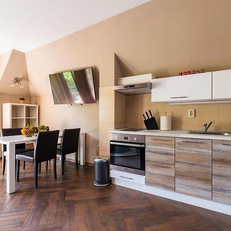 Quiet & Modern Maisonette Varna Buitenkant foto